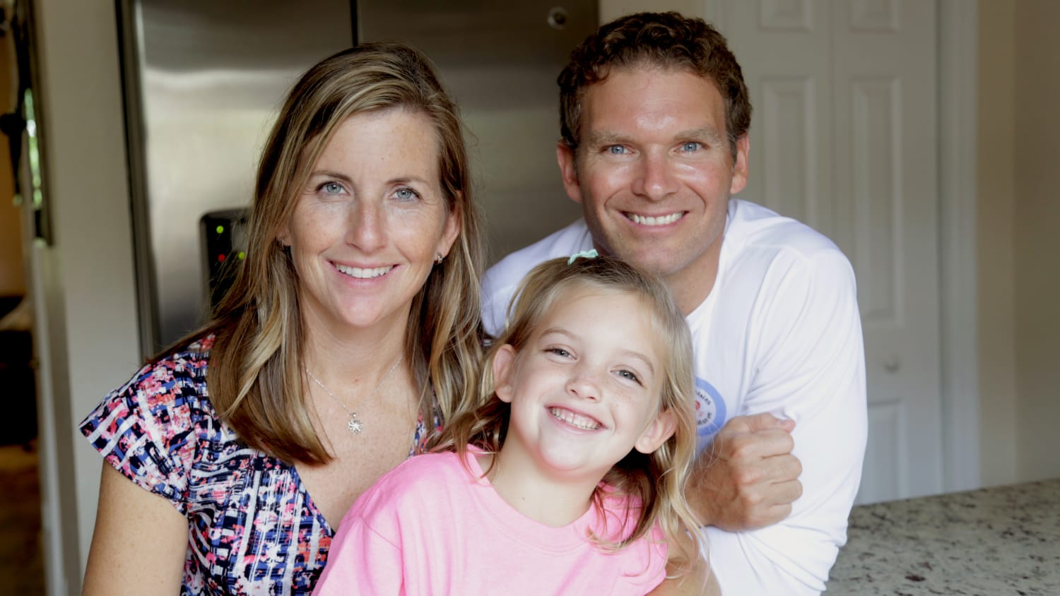 Type 1 diabetes, 7-year-old girl Maeve Hollinger lives with the disease