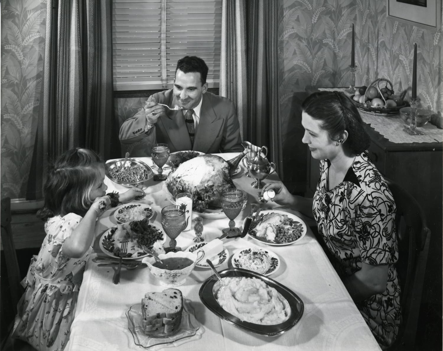 Итальянская семья за столом