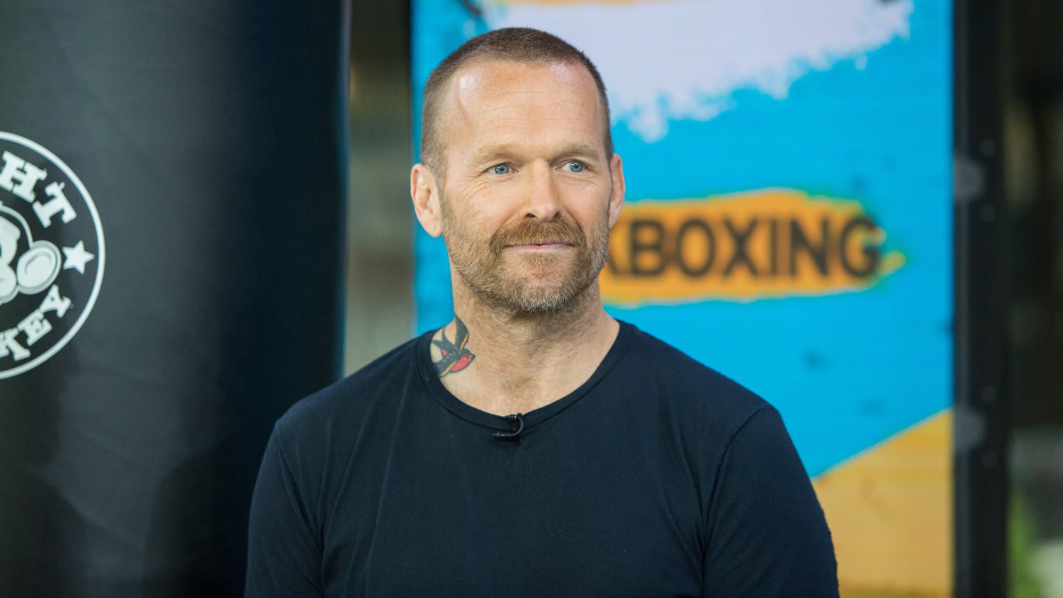 Celebrity trainer Bob Harper shares chilling photo 1 year after heart attac...