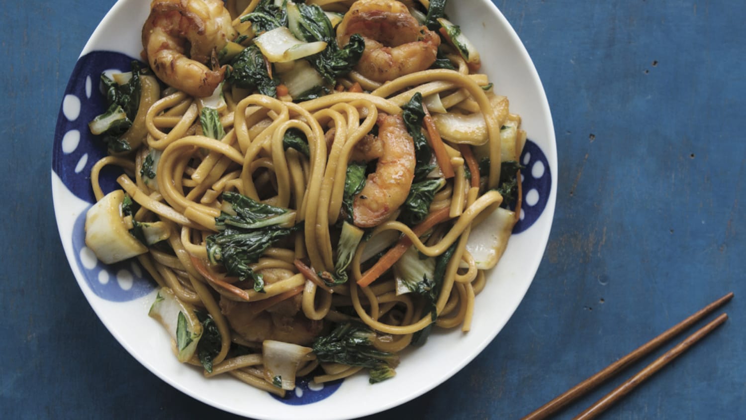 https://media-cldnry.s-nbcnews.com/image/upload/newscms/2018_07/1318562/stir-fried-noodles-shrimp-vegetables-today-021618-tease.jpg