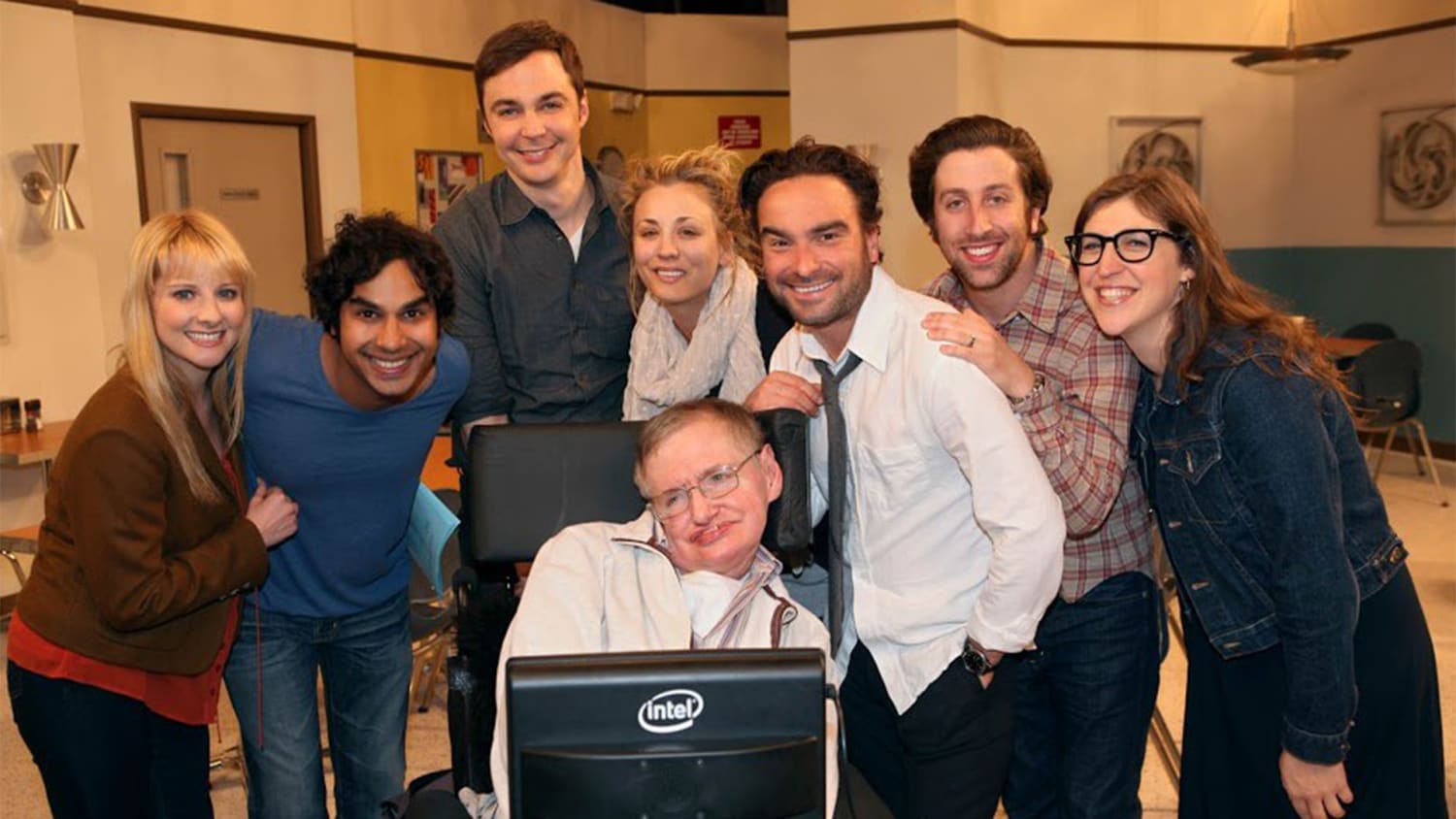 Big Bang Theory' cast, stars of science, Hollywood honor Stephen Hawking