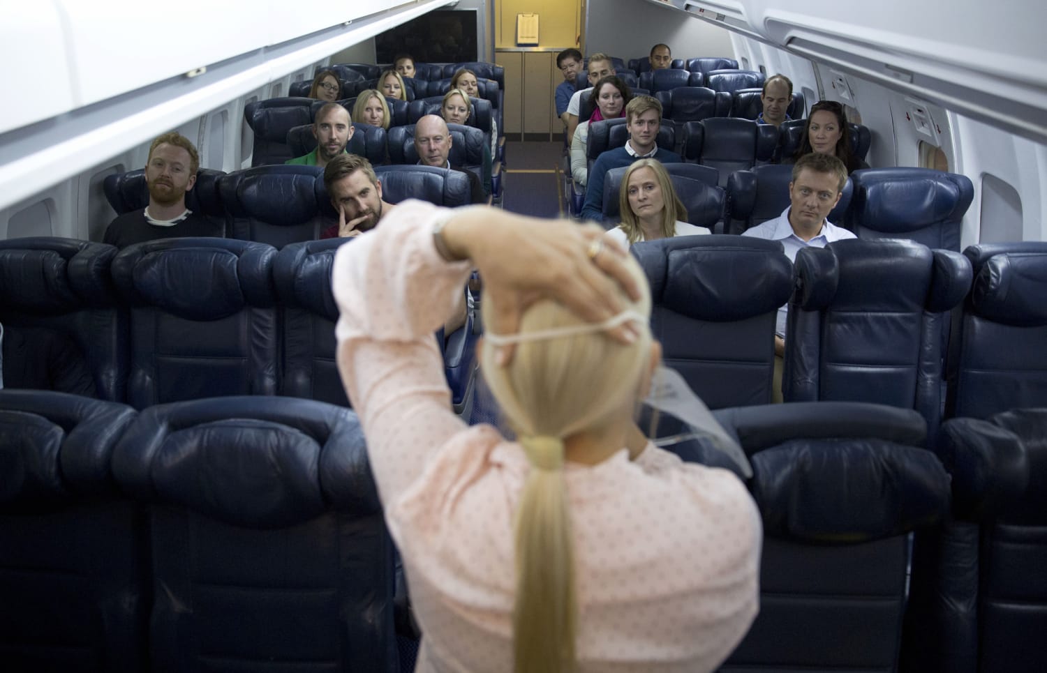 The top safety mistakes we make when we fly, according to pilots and flight  attendants