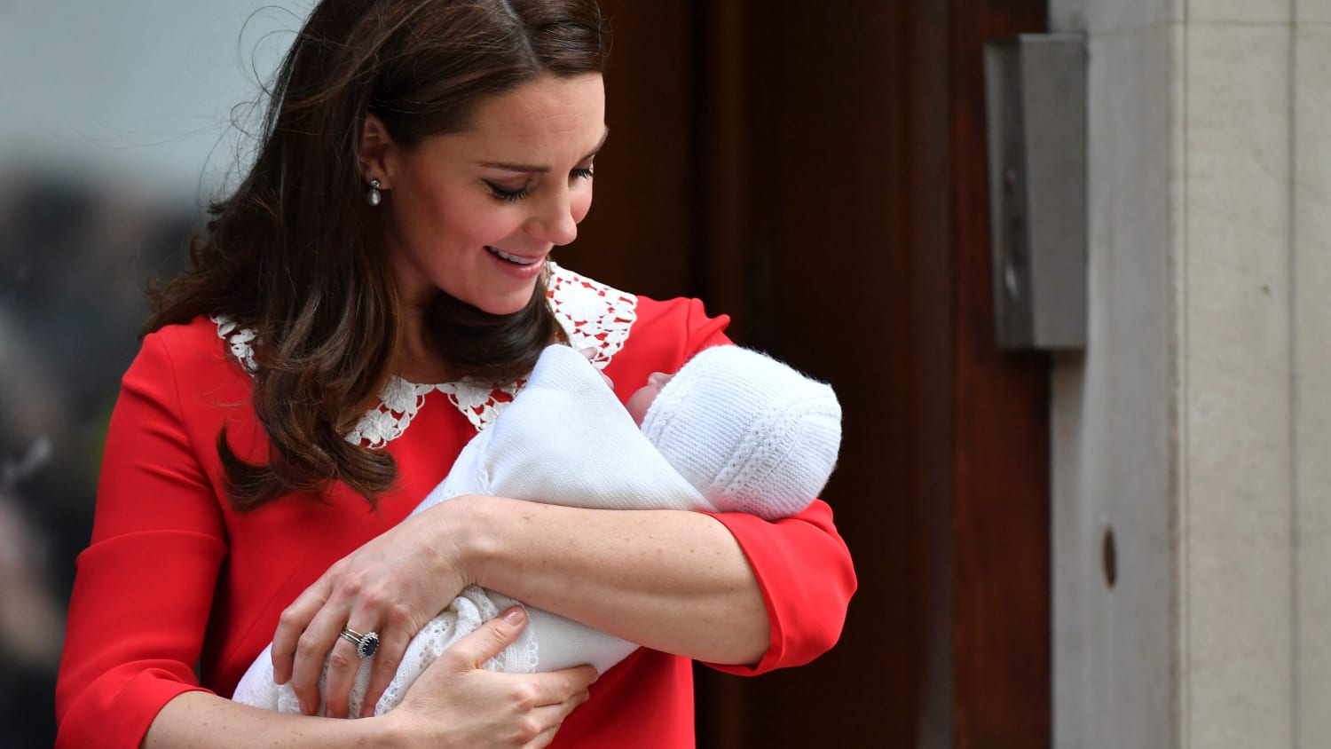 Watch Kate Middleton pronounce royal baby's name Prince Louis