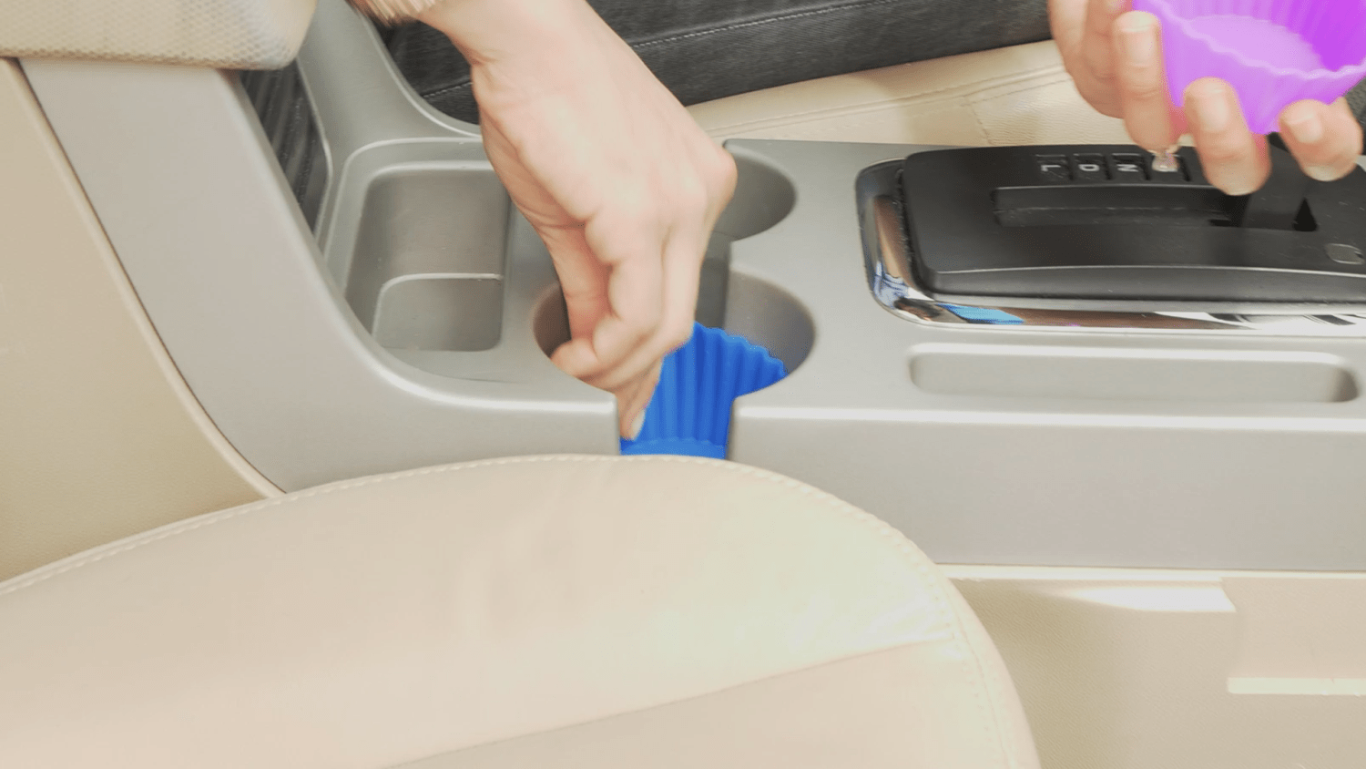 Car Cleaning Hacks: Baby Wipes, Cupcake Liners, Hair Dryers, Oh My! -   Motors Blog