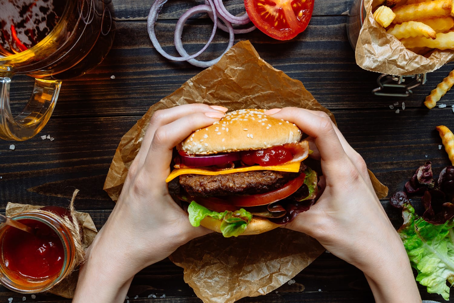 The do&#39;s and don&#39;ts of cheat meals, according to nutrition experts