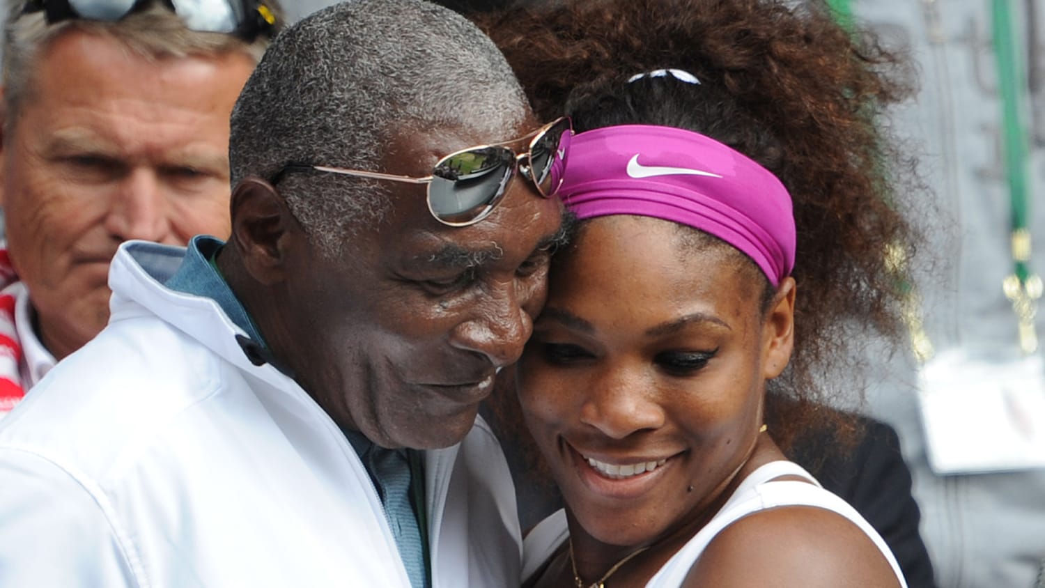 Serena and Dad - TV Fanatic