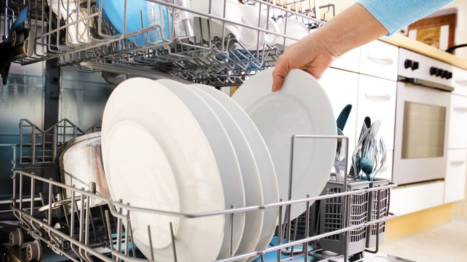 Energy-Efficient Dishwashers and How They Work - Dengarden