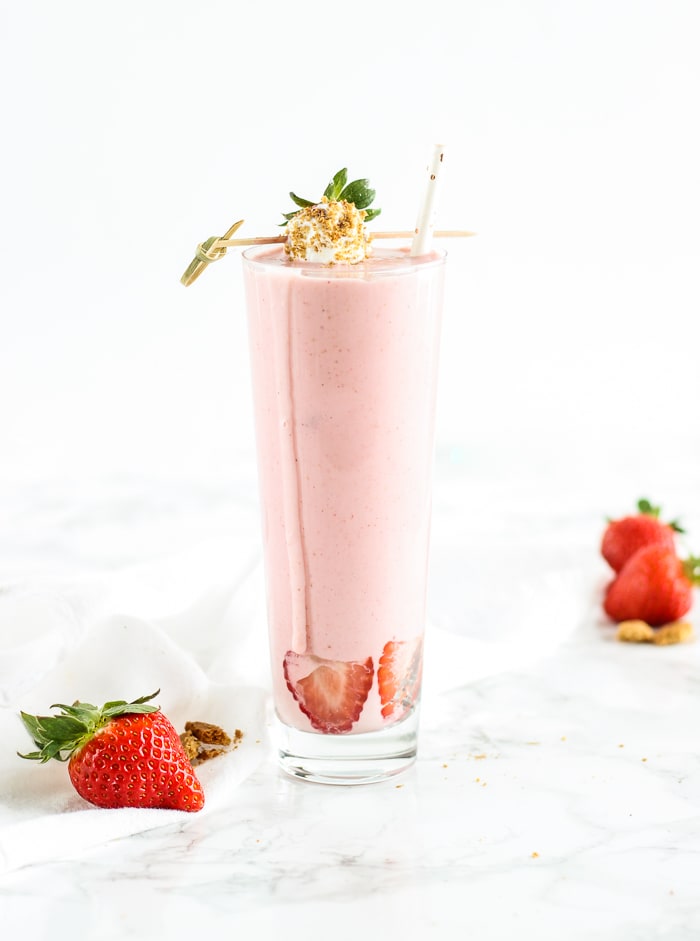 Easy Homemade Healthy Strawberry Smoothie 2024 - AtOnce