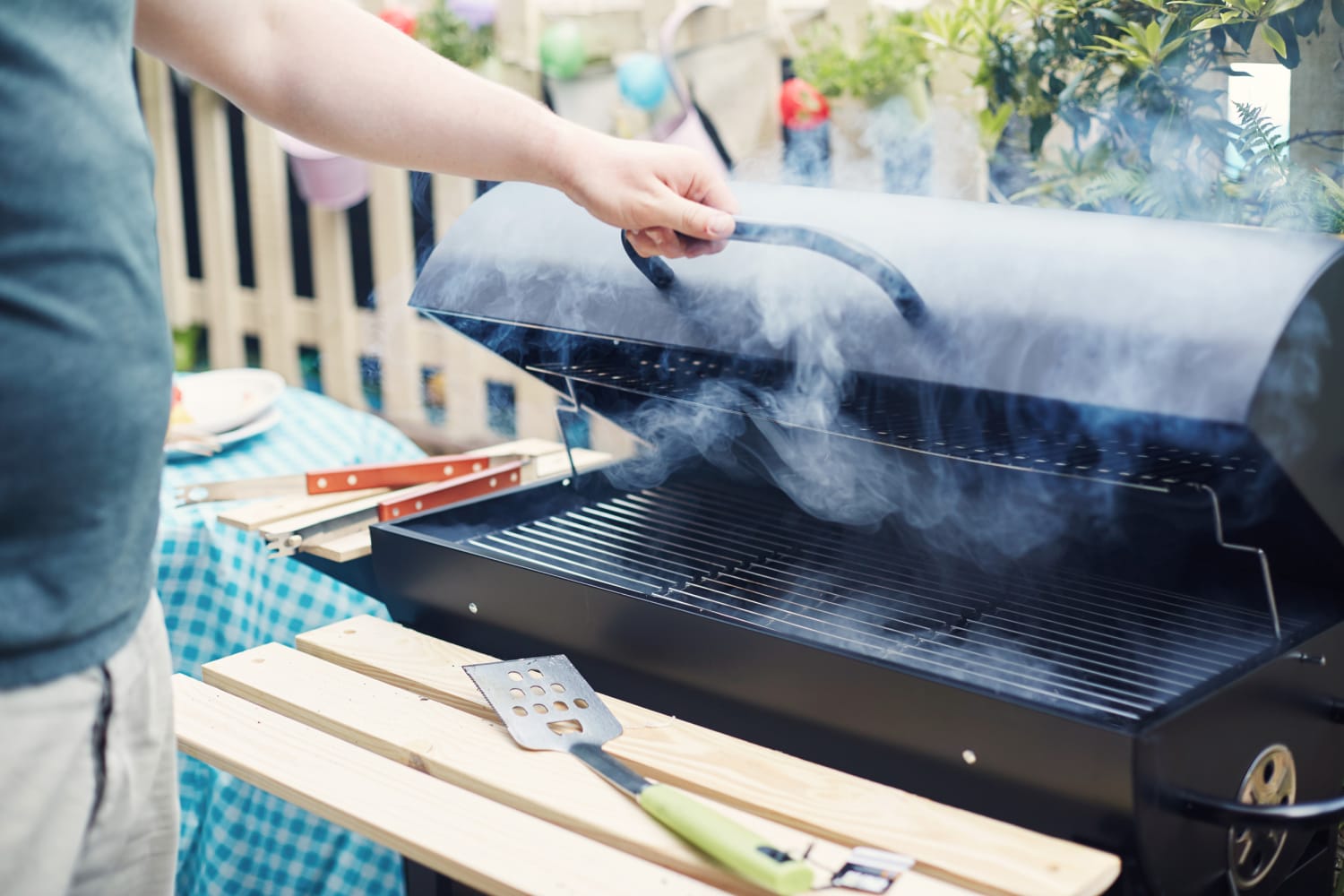 Best way to clean a gas grill best sale