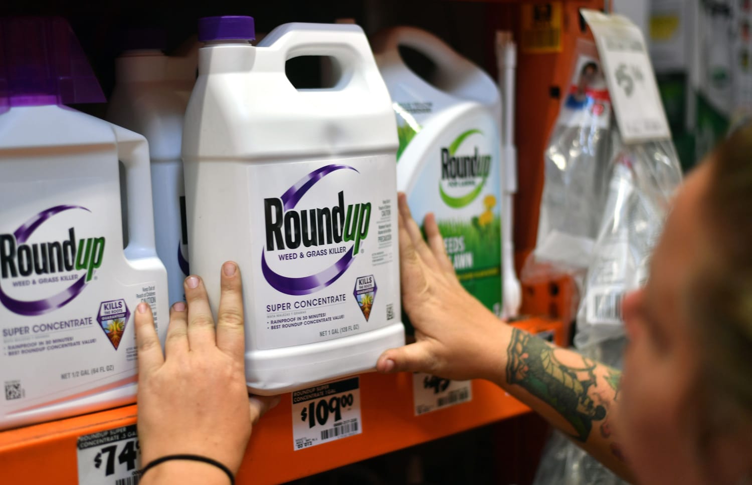 what is roundup weed killer