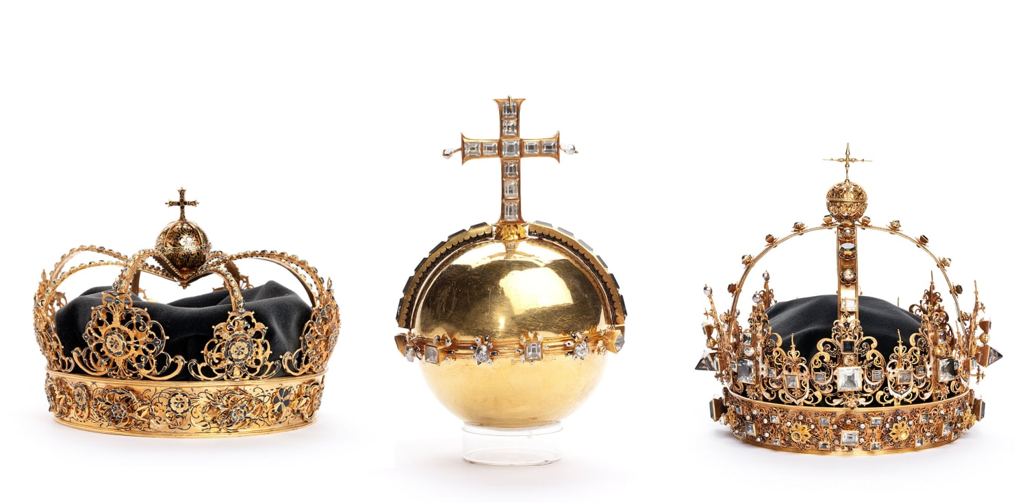 Swedish crown jewels stolen in broad-daylight