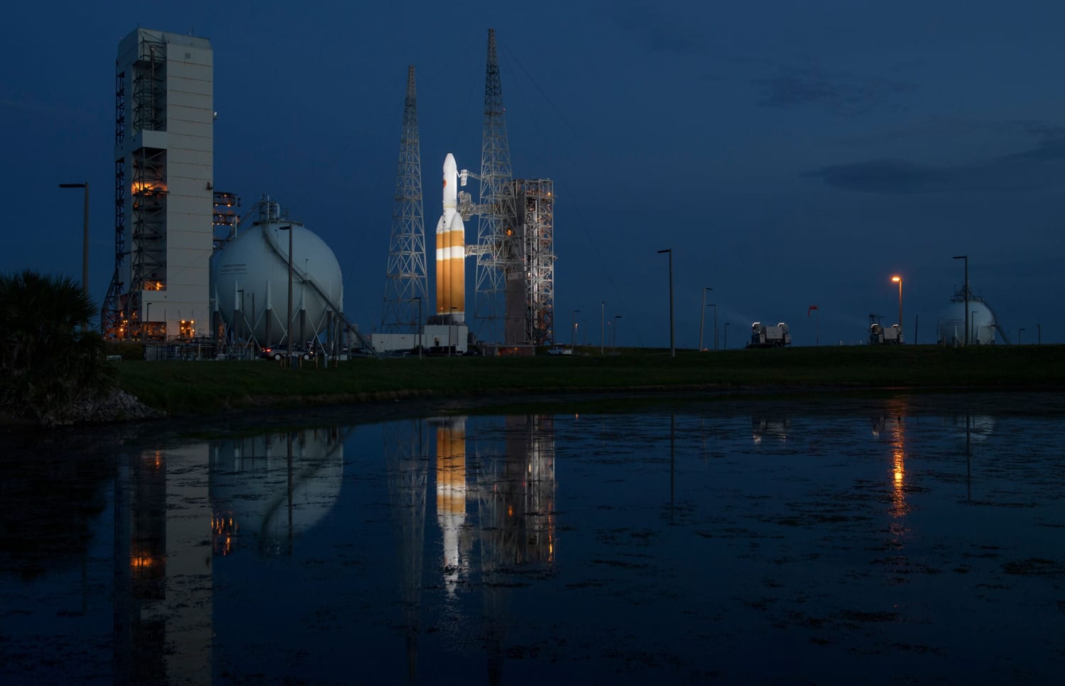 Last-minute technical problem delays launch of NASA's Parker Solar