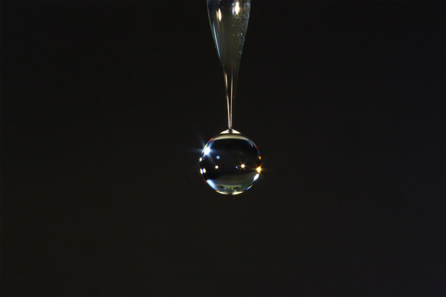 Watch This New Printer Shoot Droplets With 100 Times Earth S Gravitational Force