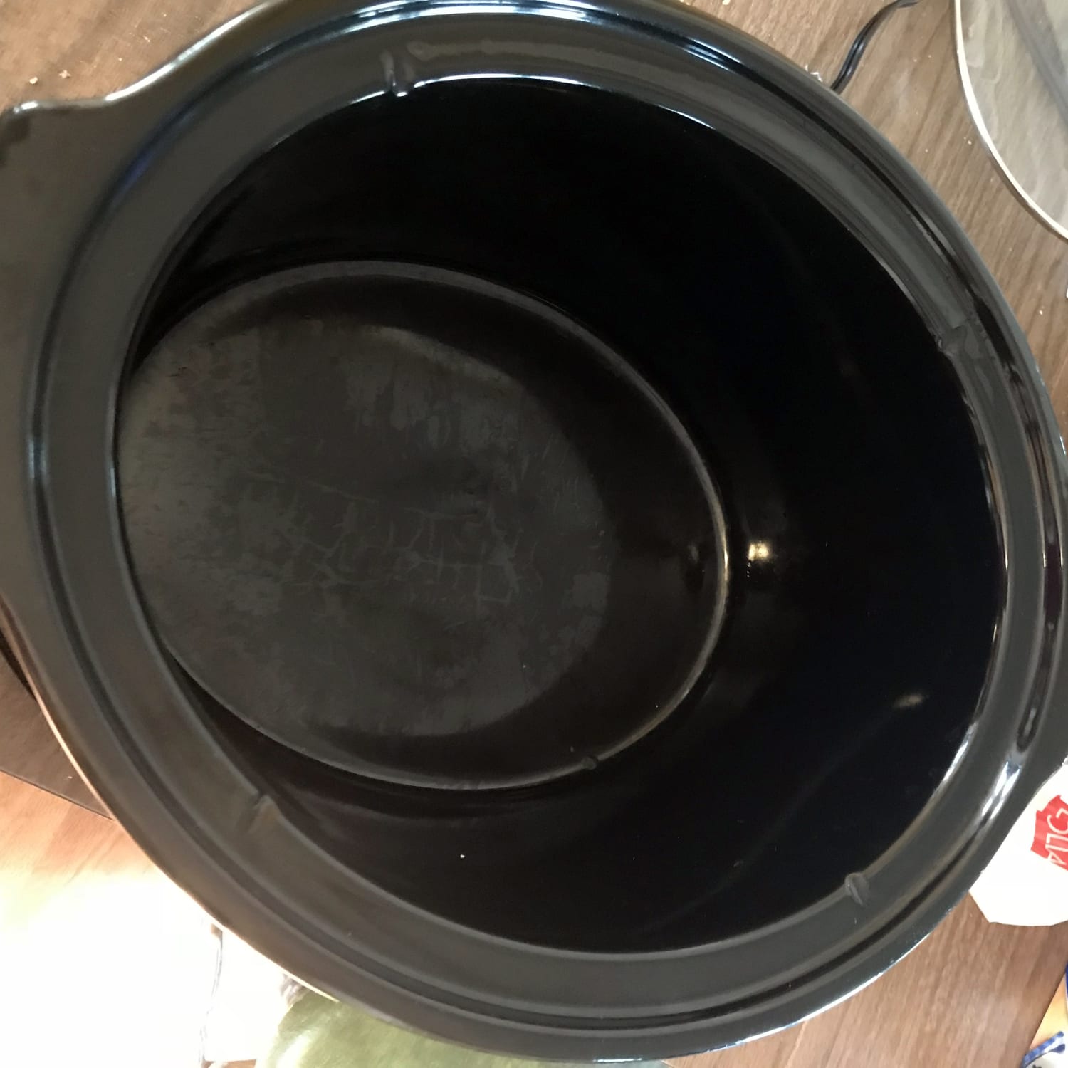 Anyone else's hobbies include sticking your nose by the tiny crock pot hole  and smelling it throughout the day? Will post an update around 5pm est! :  r/slowcooking