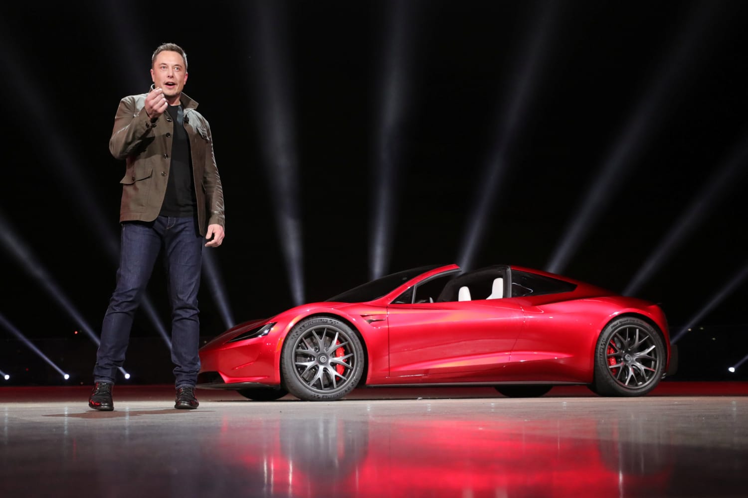 Port kwaadheid de vrije loop geven commentaar New Tesla Roadster upstages rollout of electric big-rig truck