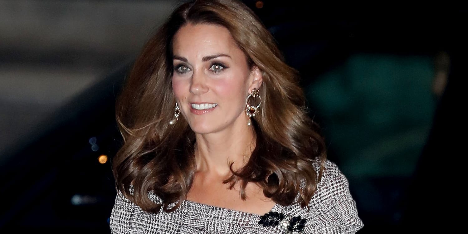 Duchess Of Cambridge Former Kate Middleton Visits Museum With Edgy Look