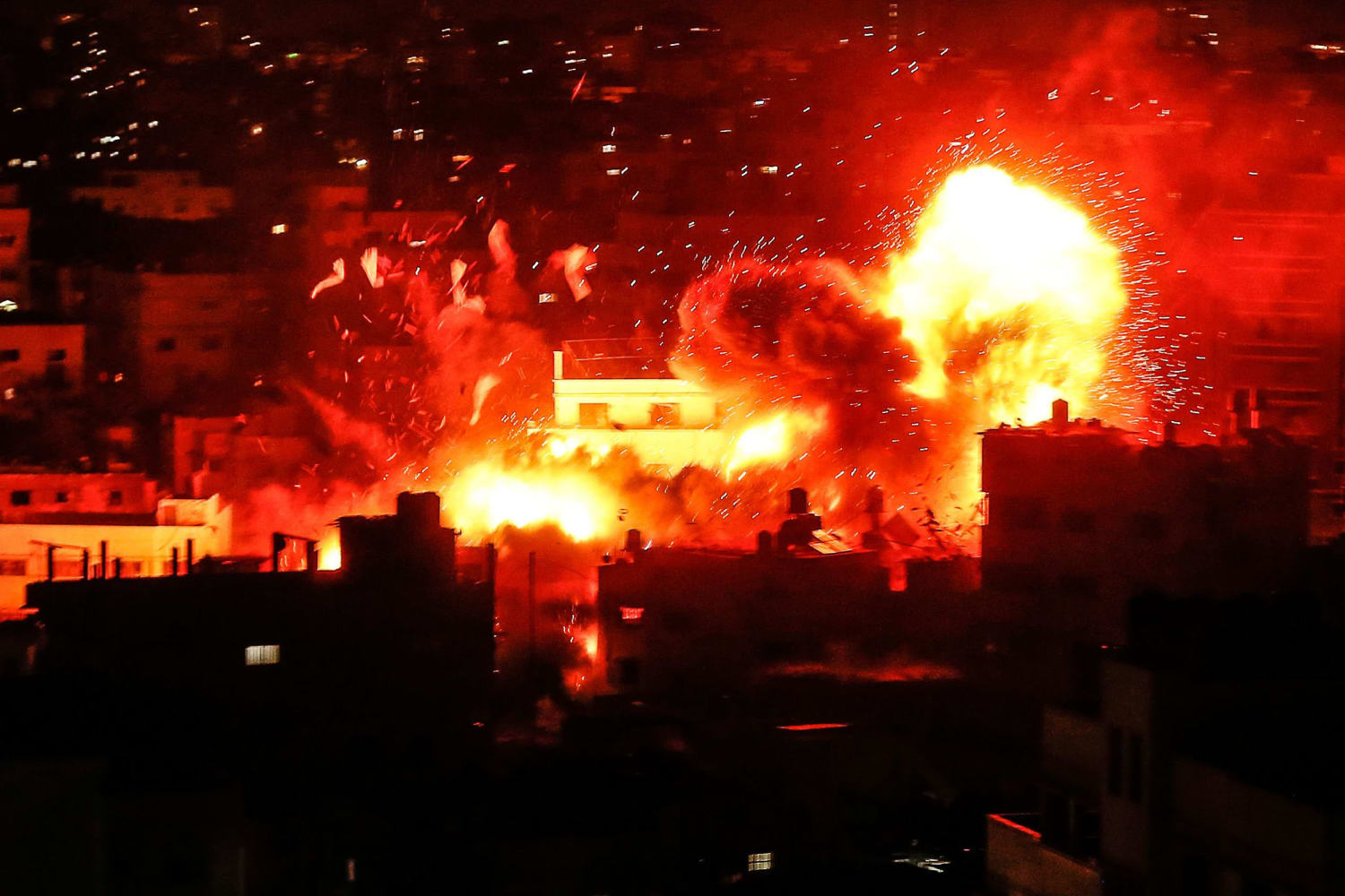 Gaza militants announce ceasefire with Israel in bid to avert war
