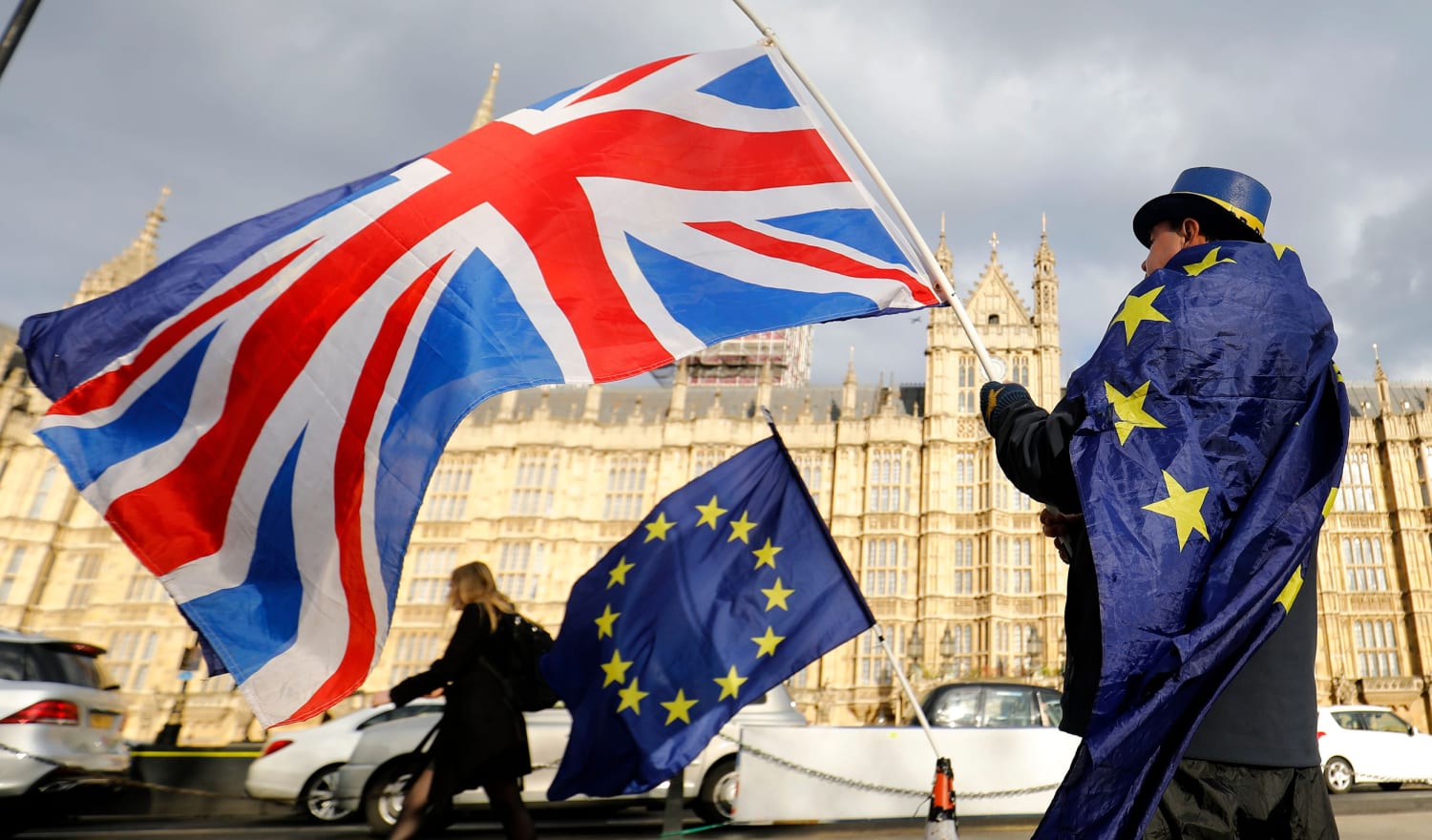 No Deal Brexit Would Cost Britain Tens Of Billions Finance Minister Warns