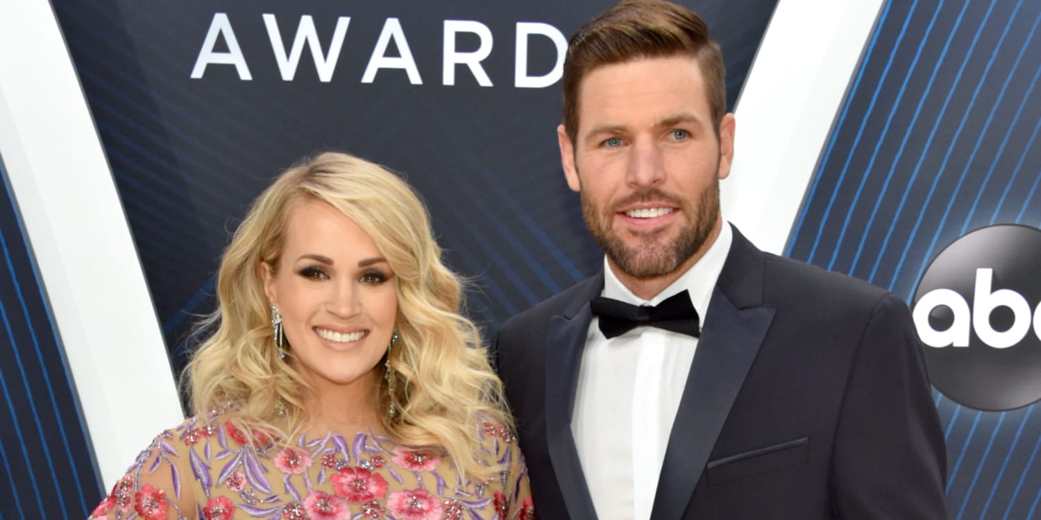 Carrie Underwood Reveals Her Trick for Avoiding a Wardrobe