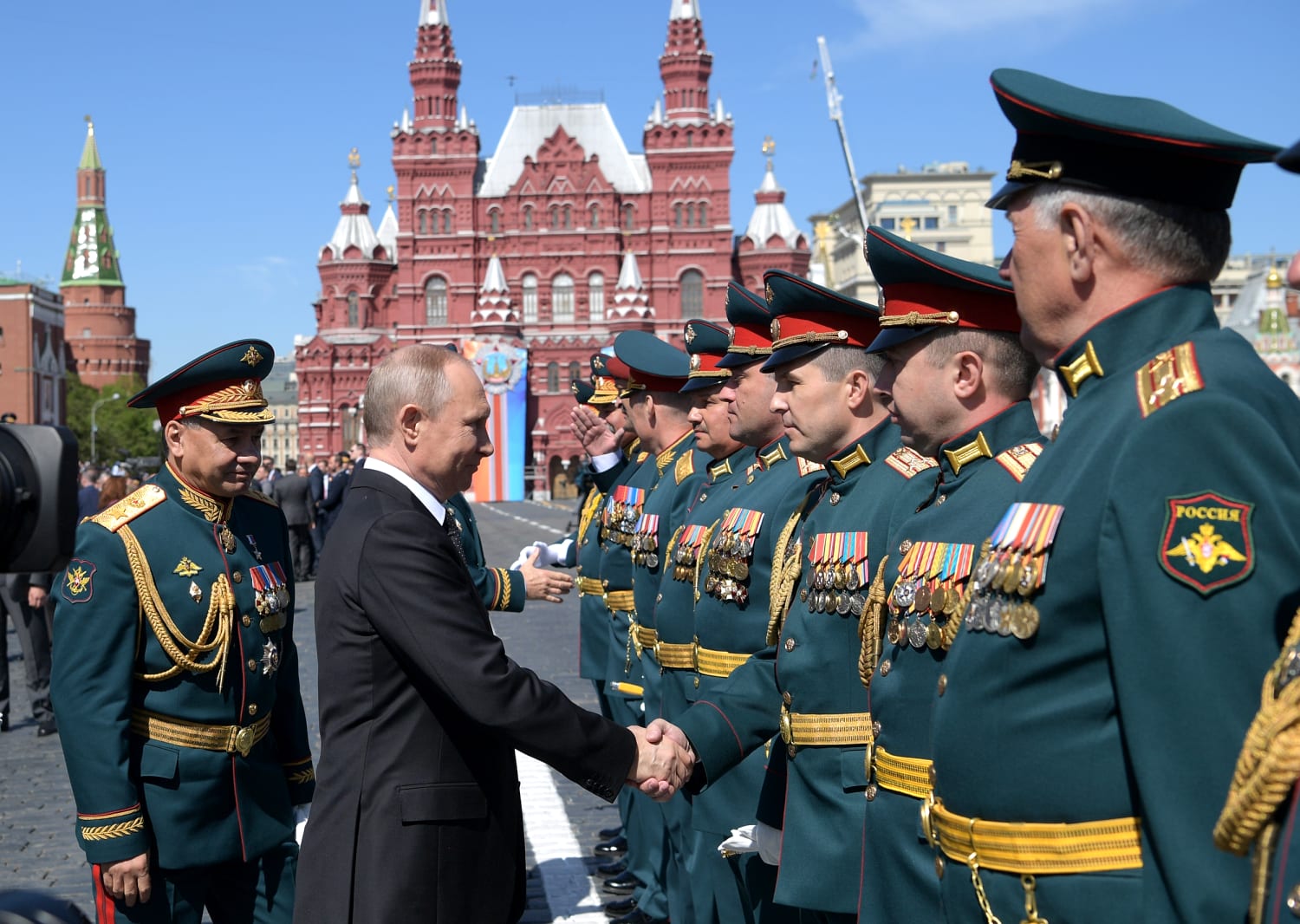 Парад солдат на красной площади. Парад 2020 Москва Шойгу. Военный парад в Москве 2020. Военный парад на красной площади 9 мая 2020. Путин Шойгу красная площадь парад.