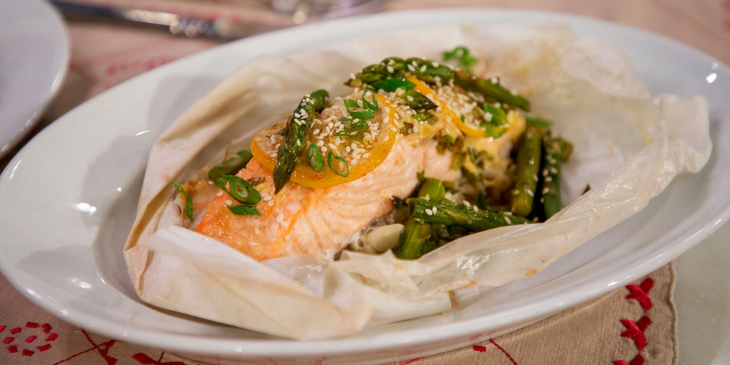 Salmon en Papillote with Brown Rice and Asparagus Recipe