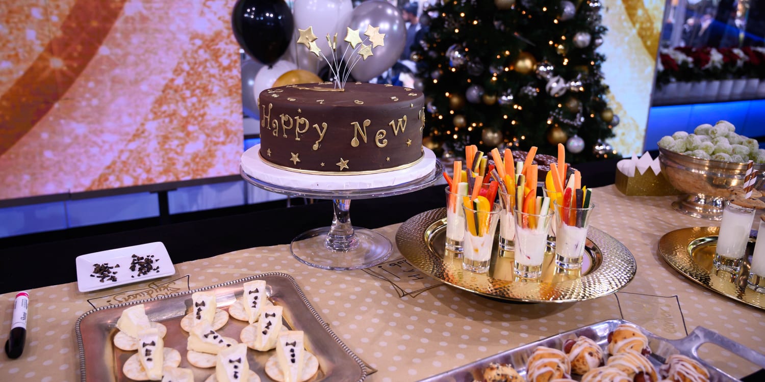 21 Food Tips For Hosting The Best New Year's Eve Party