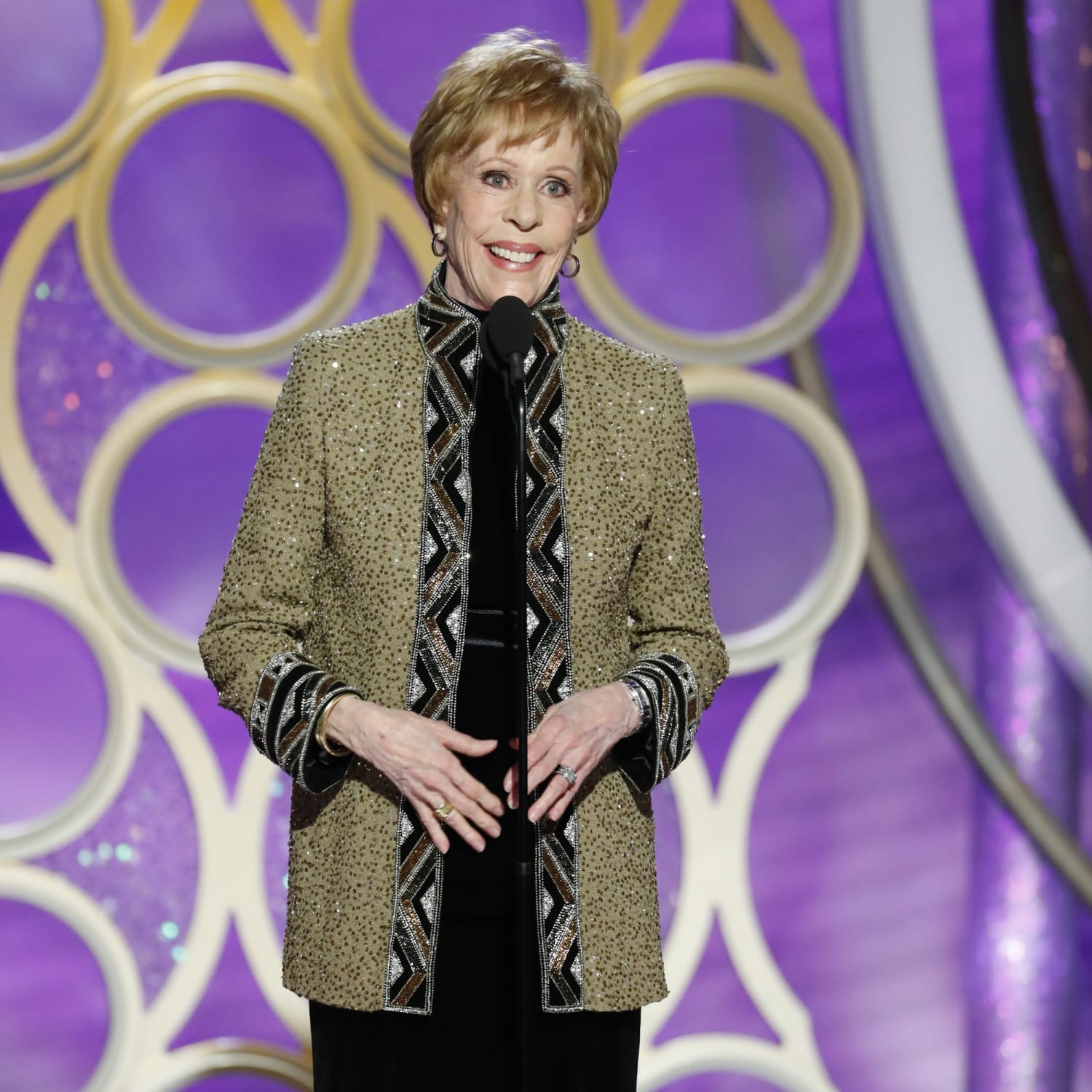 Carol Burnett accepts Golden Globes award named after her with moving speech