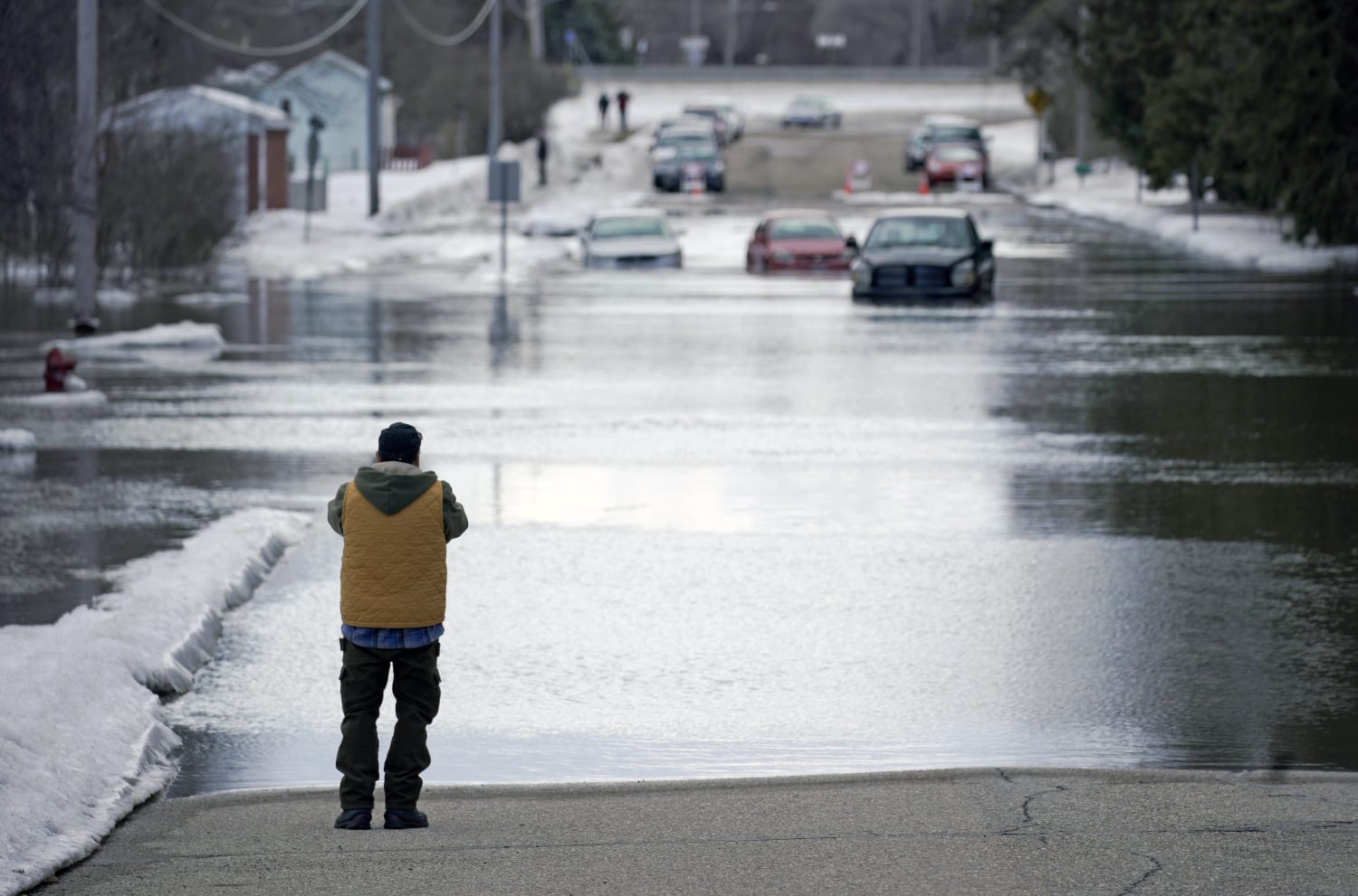 Flooding triggers emergency, disaster declarations throughout the Midwest