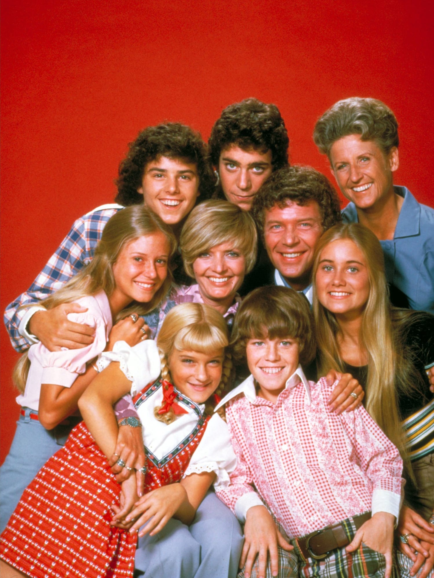 Watch the 'Brady Bunch' cast share their favorite episodes 50