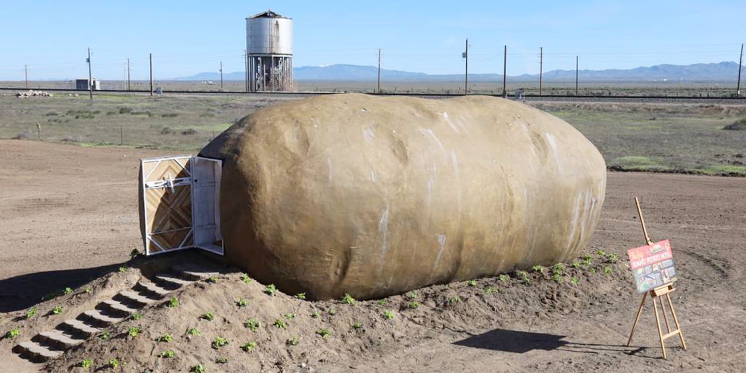 This Giant Potato Is An Airbnb Rental