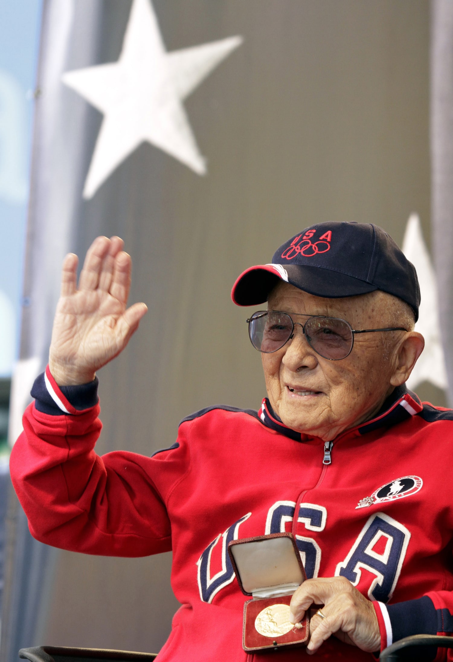 Sammy Lee, First Asian-American Man to Win Olympic Gold Medal, Dies at 96