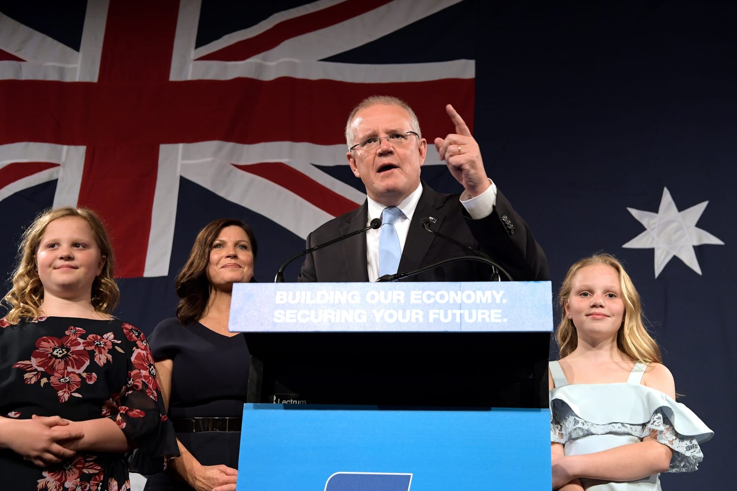Australia election: Ruling conservatives on course for 'miracle' victory  while anti-Muslim senator loses seat