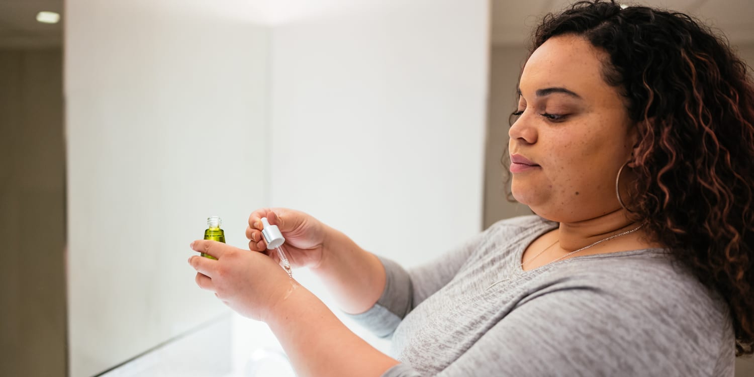 Are Essential Oils Bad for Skin? Is it Safe to Put Them on Your Face?