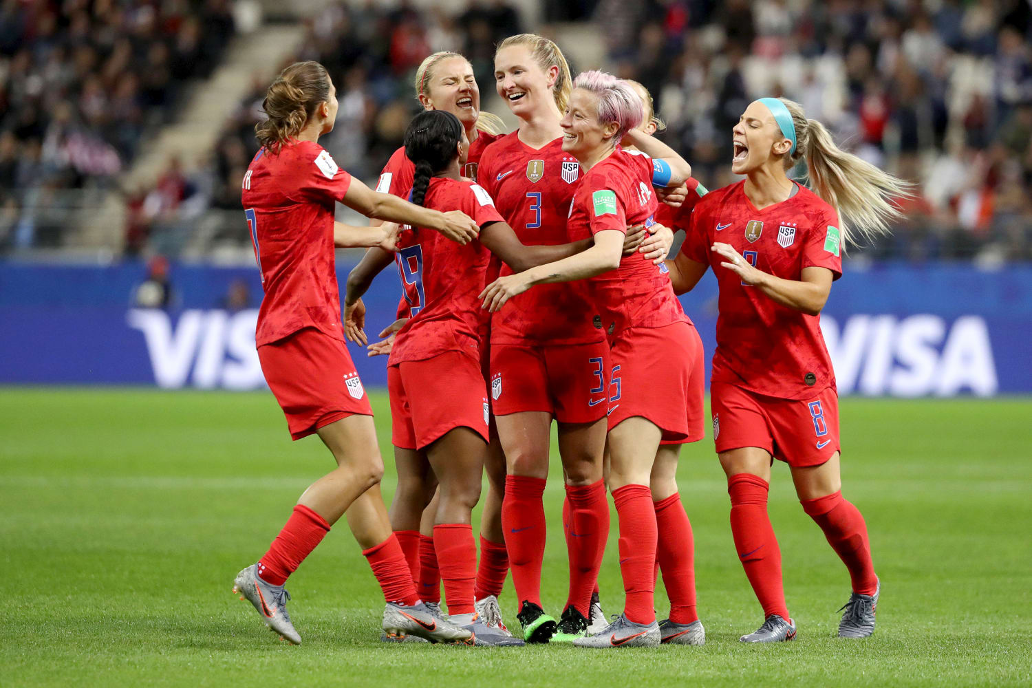 Alex Morgan Scores Five Goals For U S In 13 0 Blowout Of Thailand At Women S World Cup