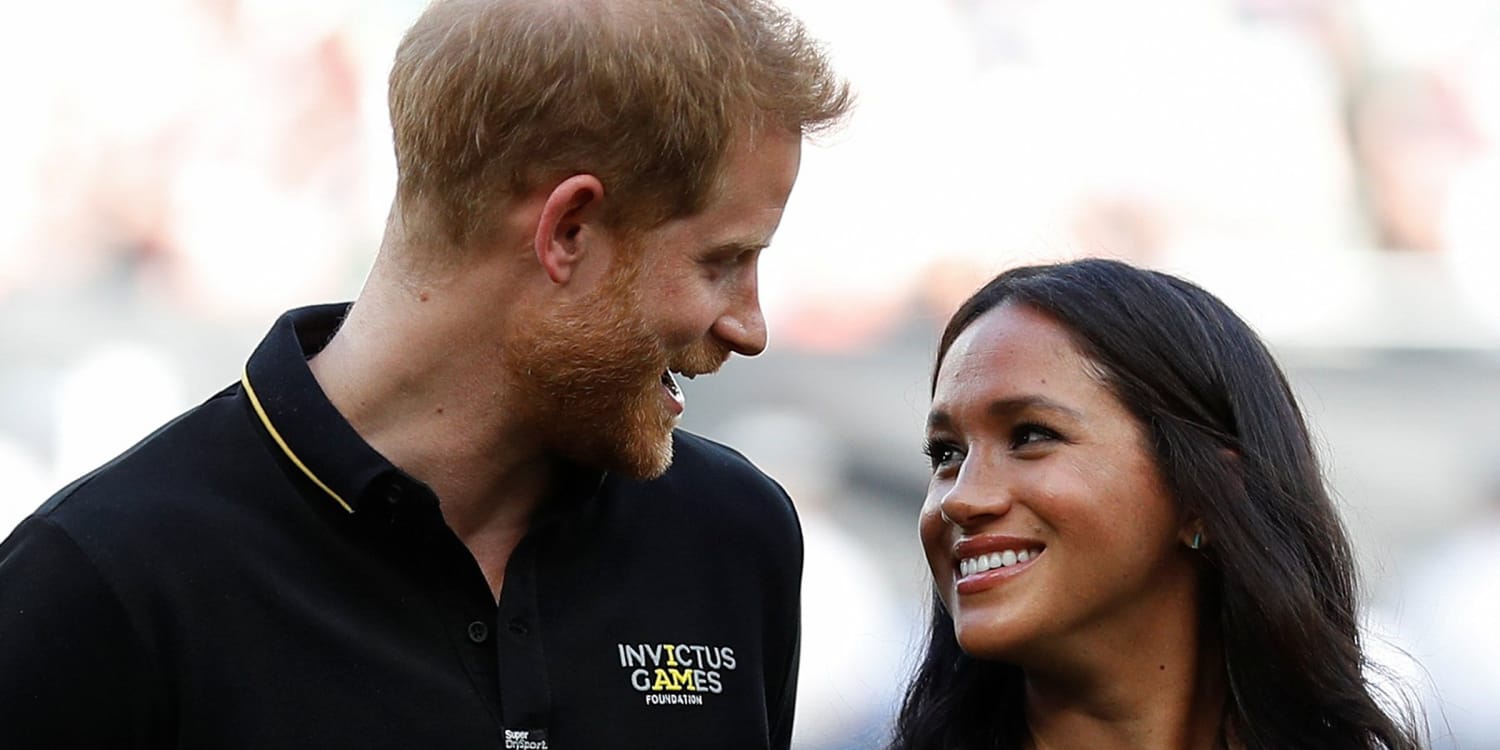 Meghan Markle and Prince Harry: Yankees crush Red Sox as league