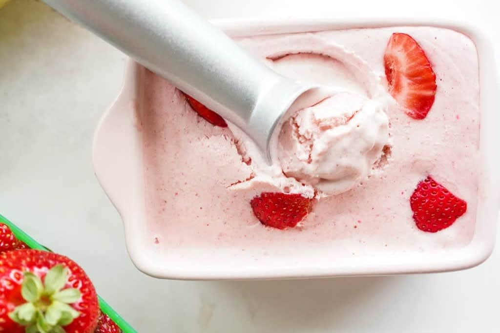 Constitution In honor Pedestrian 4-ingredient strawberry ice cream you can make in a blender