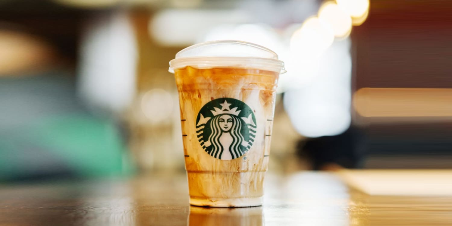 Starbucks plans to ban plastic straws from stores in more cities by 2020