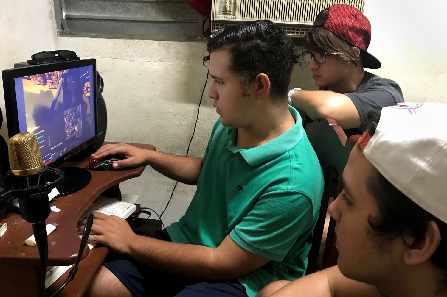 In Cuba, gamers lament what they see as the end of the islands underground network