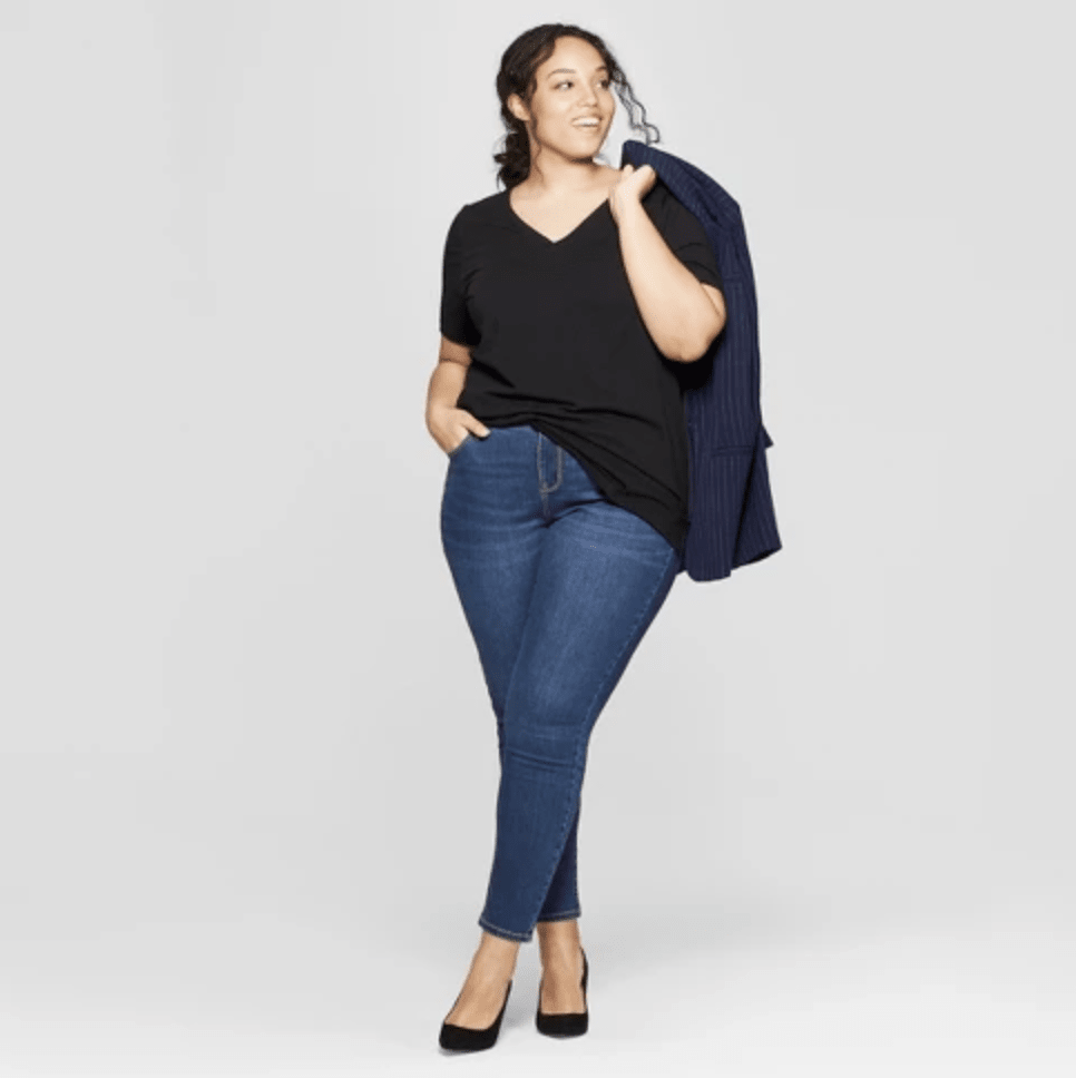 How to wear plus-size skinny jeans