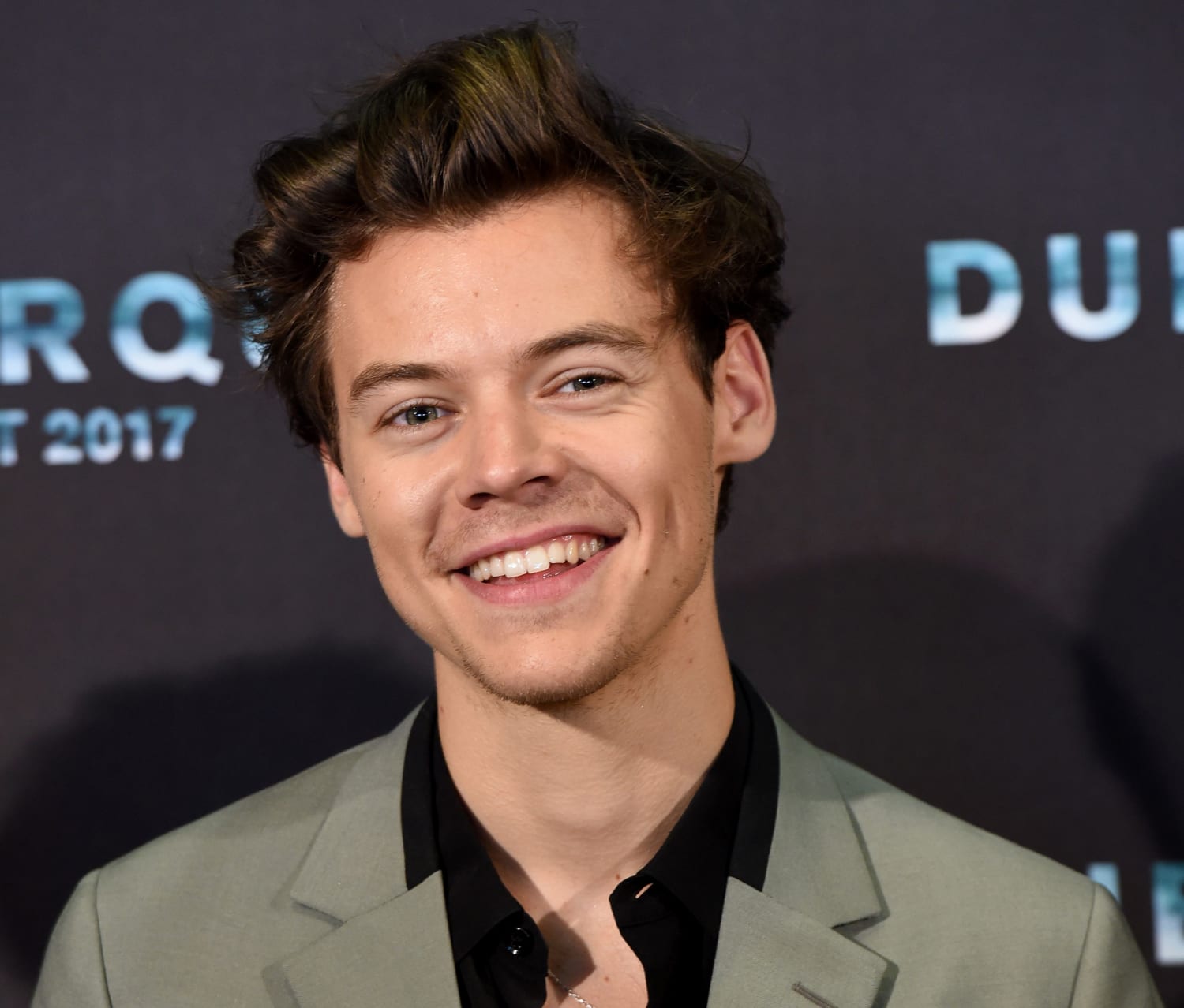 Harry Styles has a new haircut and facial hair — and fans have a lot of  feelings