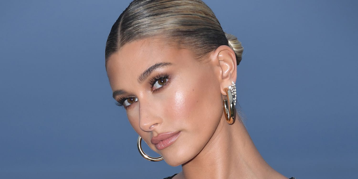 Steal Hailey Bieber's slipper style with these six pairs