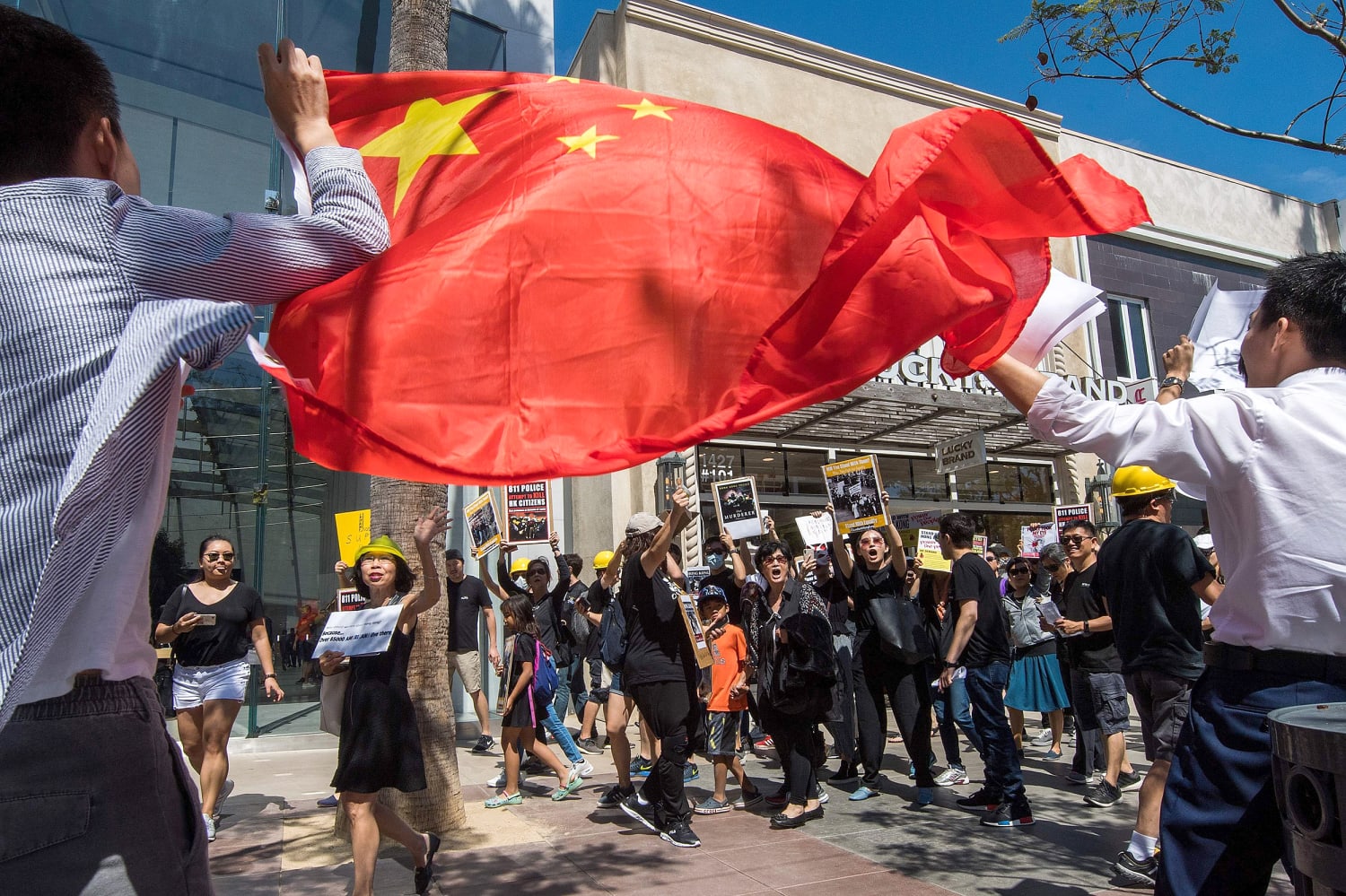 Pro-Hong Kong demonstrations in U.S. met with China-supporting  counterprotesters
