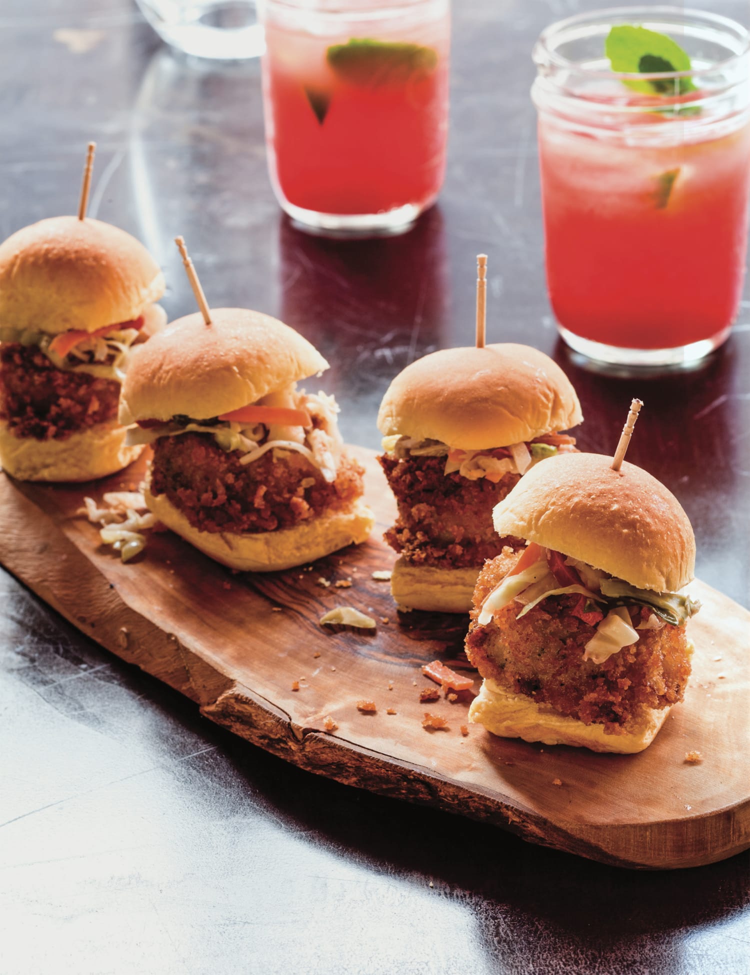 https://media-cldnry.s-nbcnews.com/image/upload/newscms/2019_36/2999561/190905-gullah-shrimp-mini-burgers-al-1412.jpg