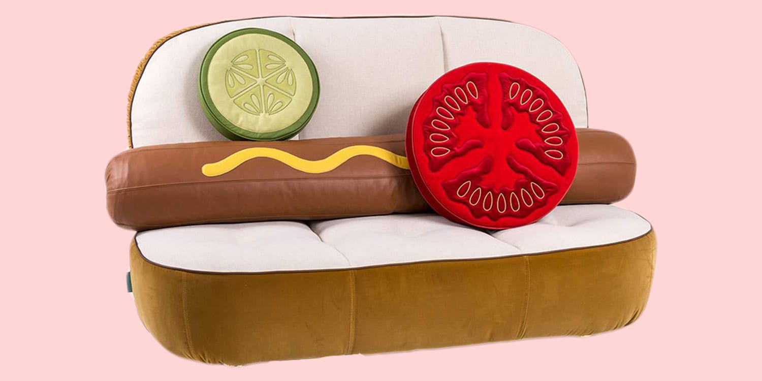 hot dog couch 
