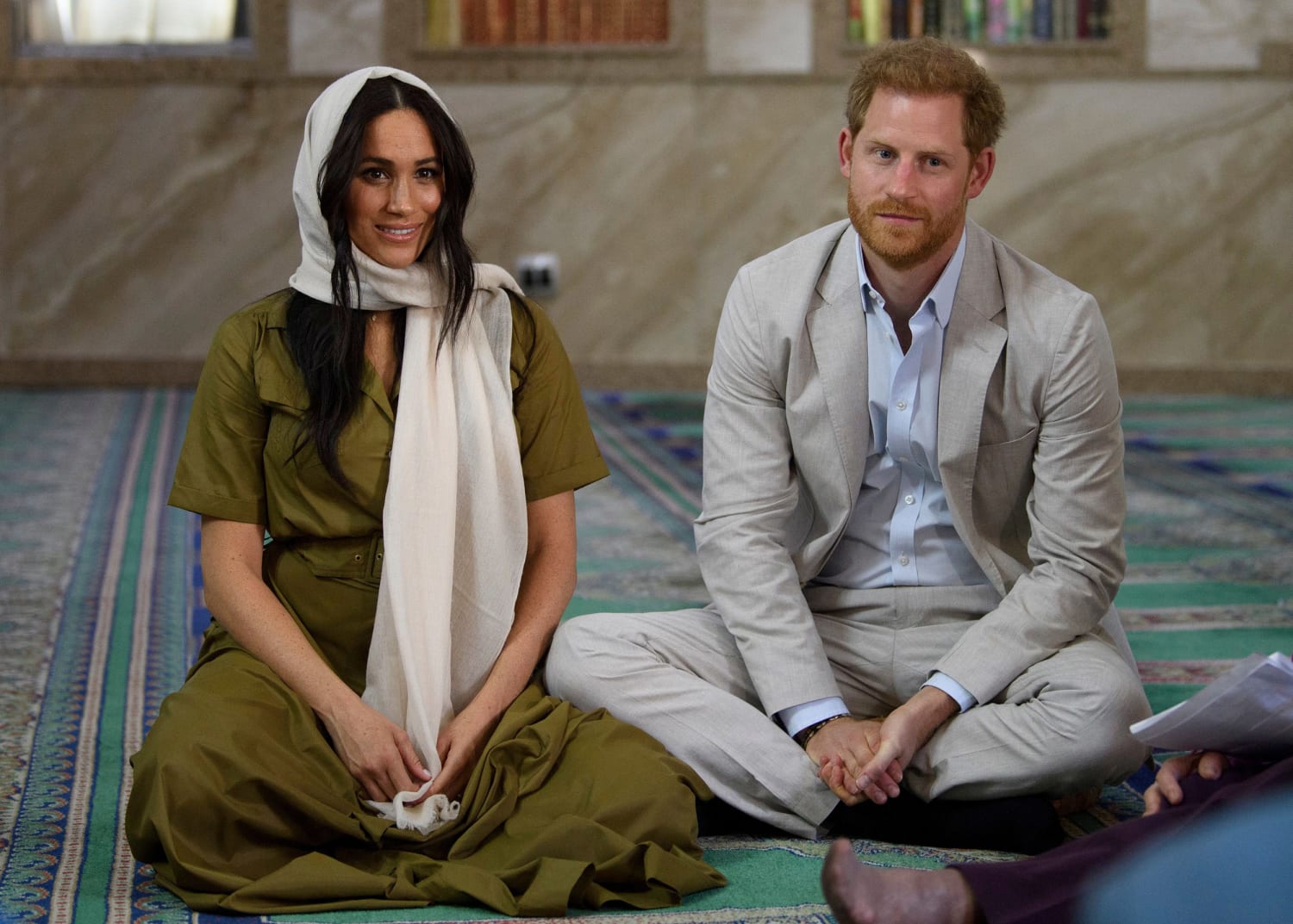 Prince Harry and Meghan Markle's lawsuit comes after months of negative  media coverage