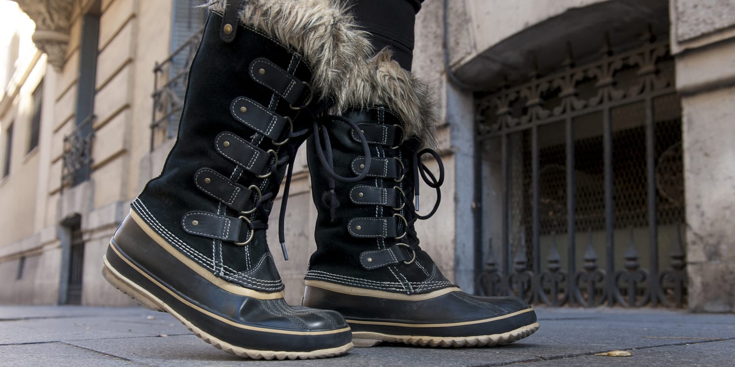 sorel fuzzy boots