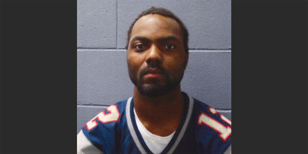 Man intercepted trying to steal Tom Brady jersey from Patriots Hall of  Fame, police say