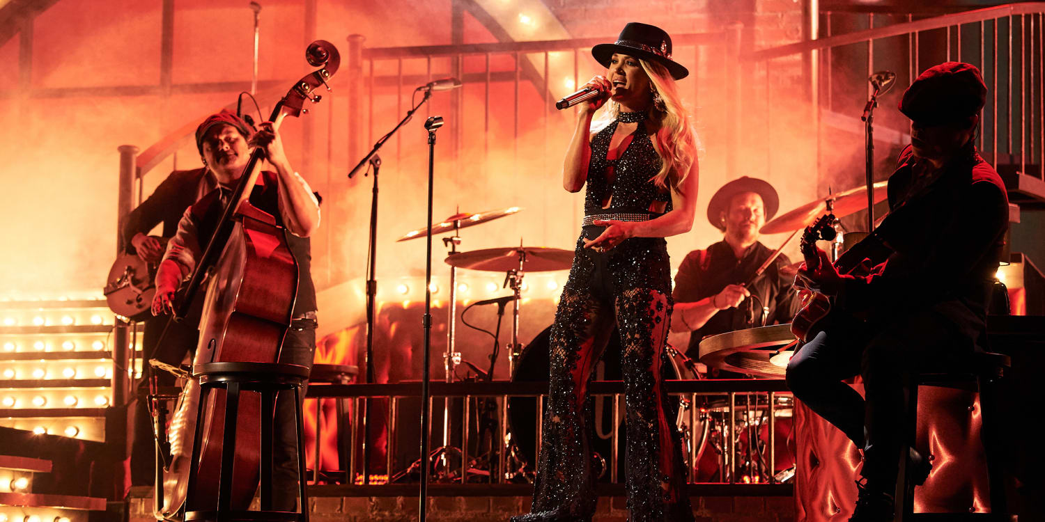 Carrie Underwood rocks CMAs and several gorgeous outfits as host