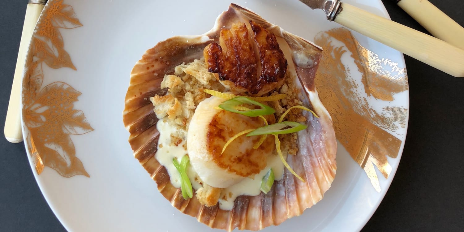 Variegated scallops in king scallop sauce from the Galician Rias