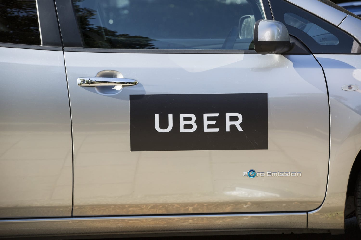 Uber loses license in London over safety concerns